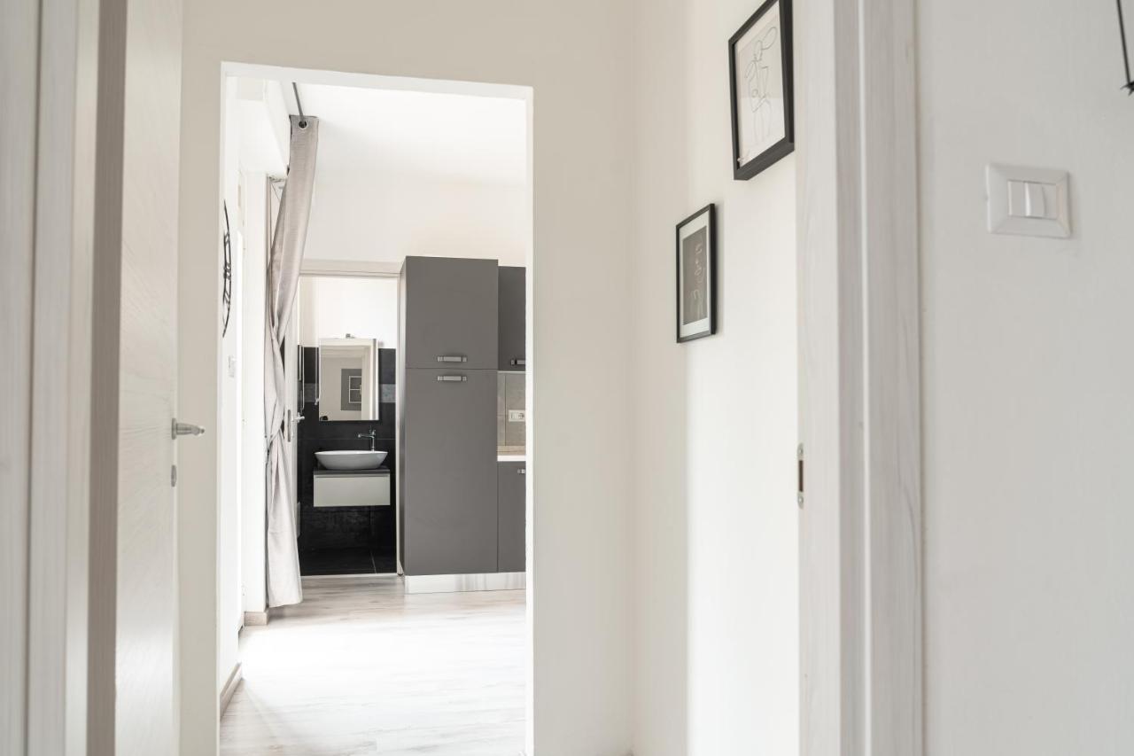 Almi - Guest Apartment Porto Torres Eksteriør billede