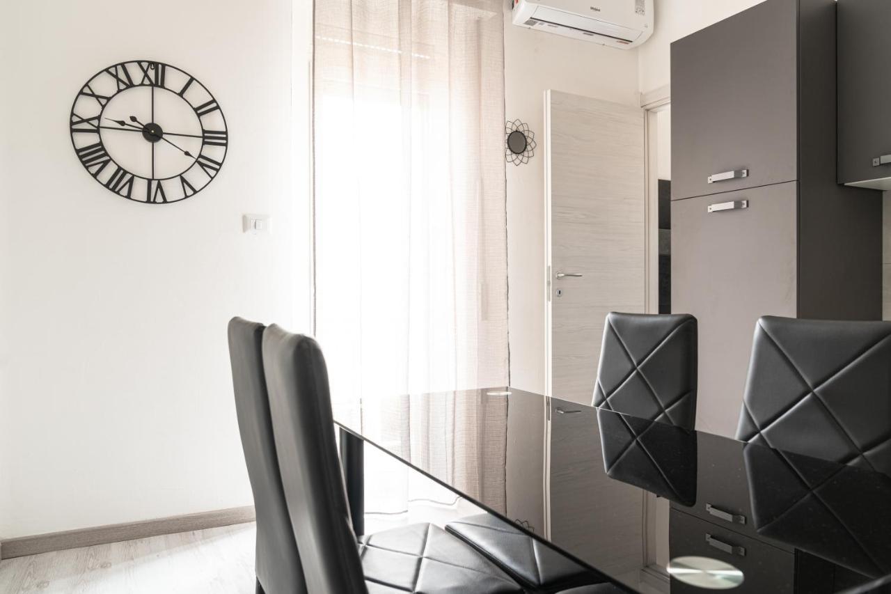 Almi - Guest Apartment Porto Torres Eksteriør billede